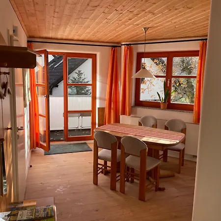 Apartment Fernblick Mit Grosser Loggia *